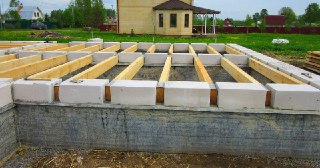 Фундамент для дома Лиски. Заказать под ключ цена от 3294 руб/м3